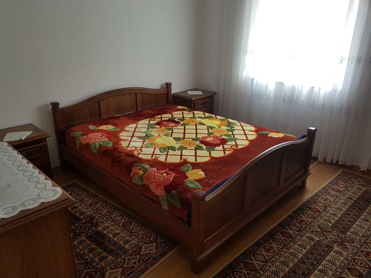 Апартаменты Apartman Nadija Яйце Экстерьер фото