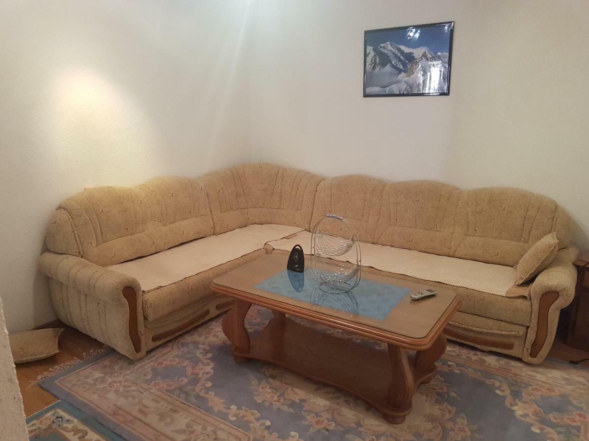 Апартаменты Apartman Nadija Яйце Экстерьер фото